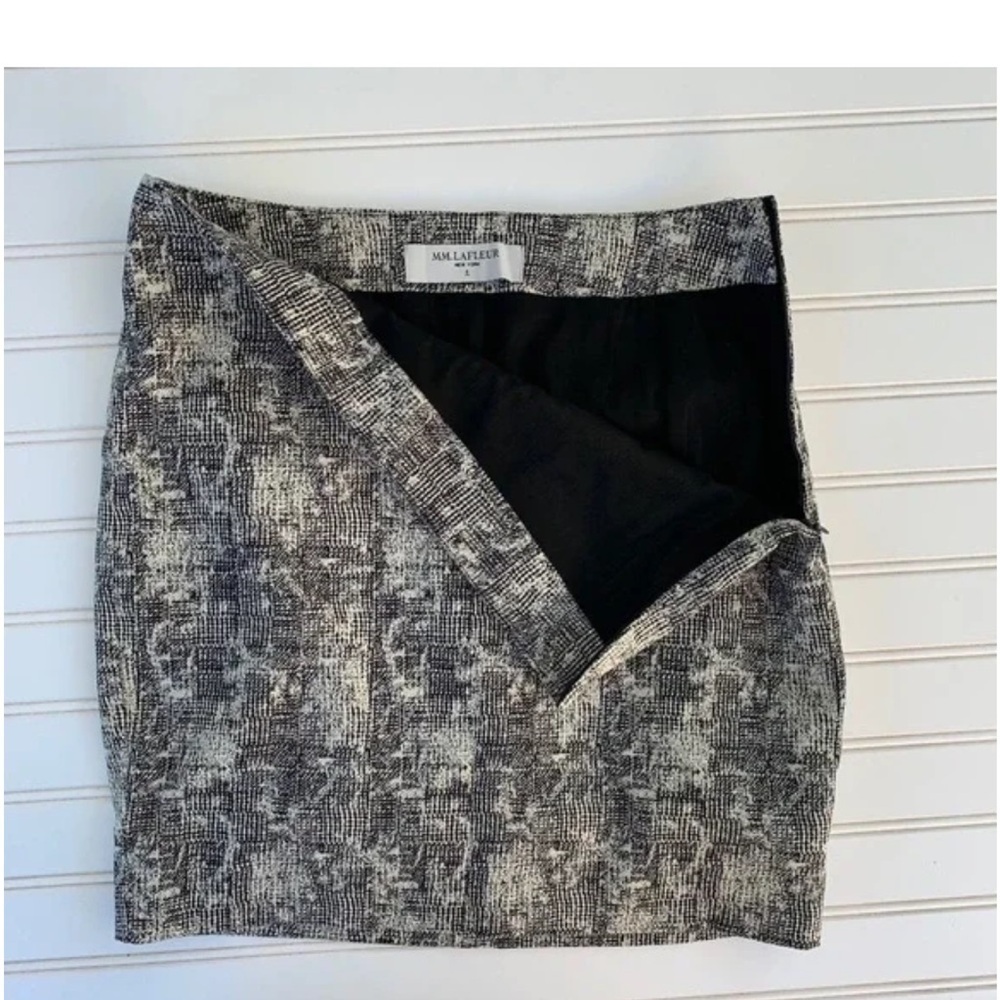 MM Lafleur Black and White Pencil Skirt Knee-Length Work - Picture 5 of 7